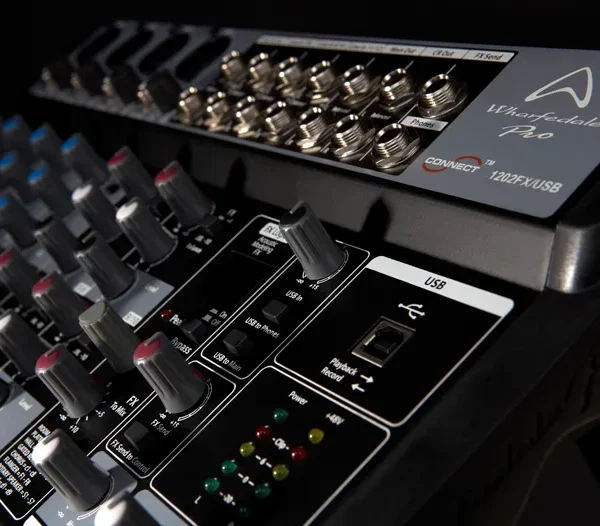 Wharfedale Pro Connect 802USB 8-input USB mixer