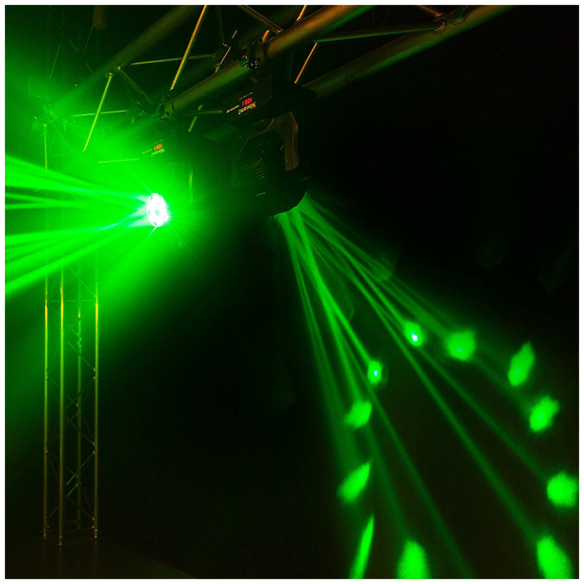 BeamZ Panther 80 LED Moving Head With Rotating Lenses 6x12W RGBW - Image 3