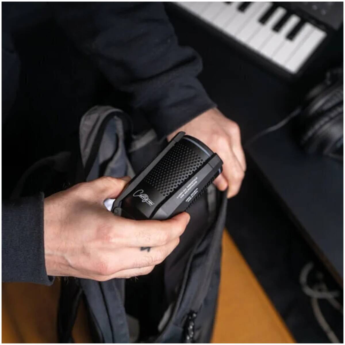 CARRY-ON-TFUSBMIC-BK Foldable USB Mic Black - Image 5