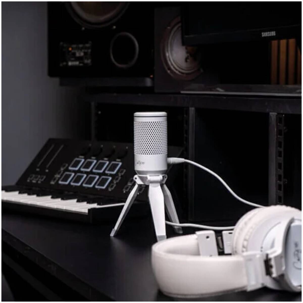 CARRY-ON-TFUSBMIC-WT Foldable USB Microphone White - Image 2