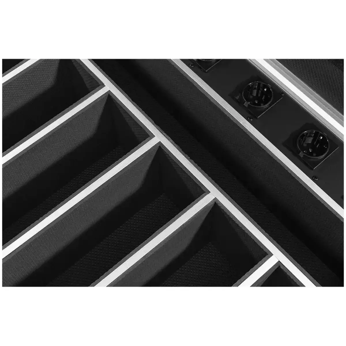 Beamz - FCC12 - Flightcase For 6 X BBP612 - Image 5