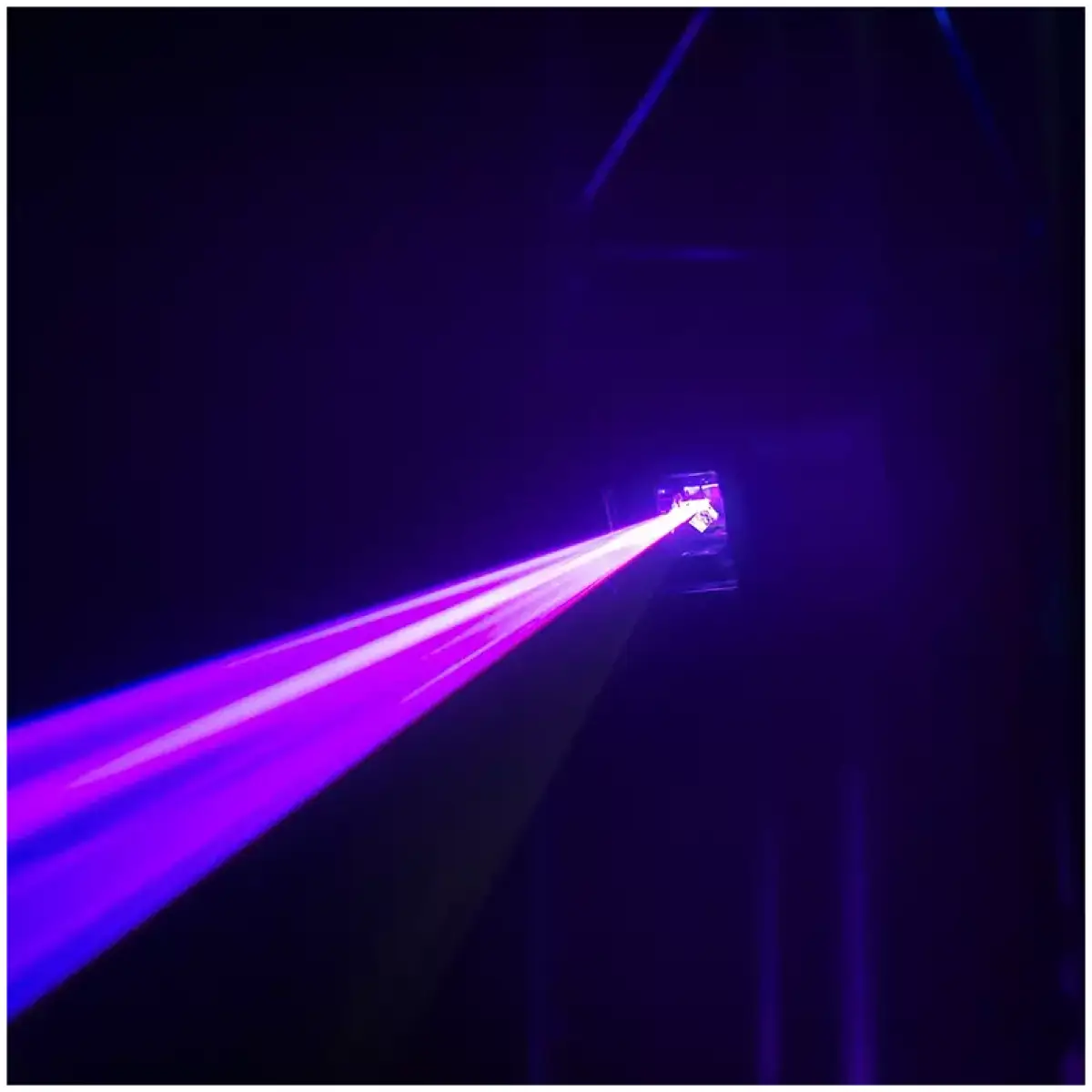 Beamz POLLUX1200 Laser Ttl Rgb 1.2W Animation - Image 10