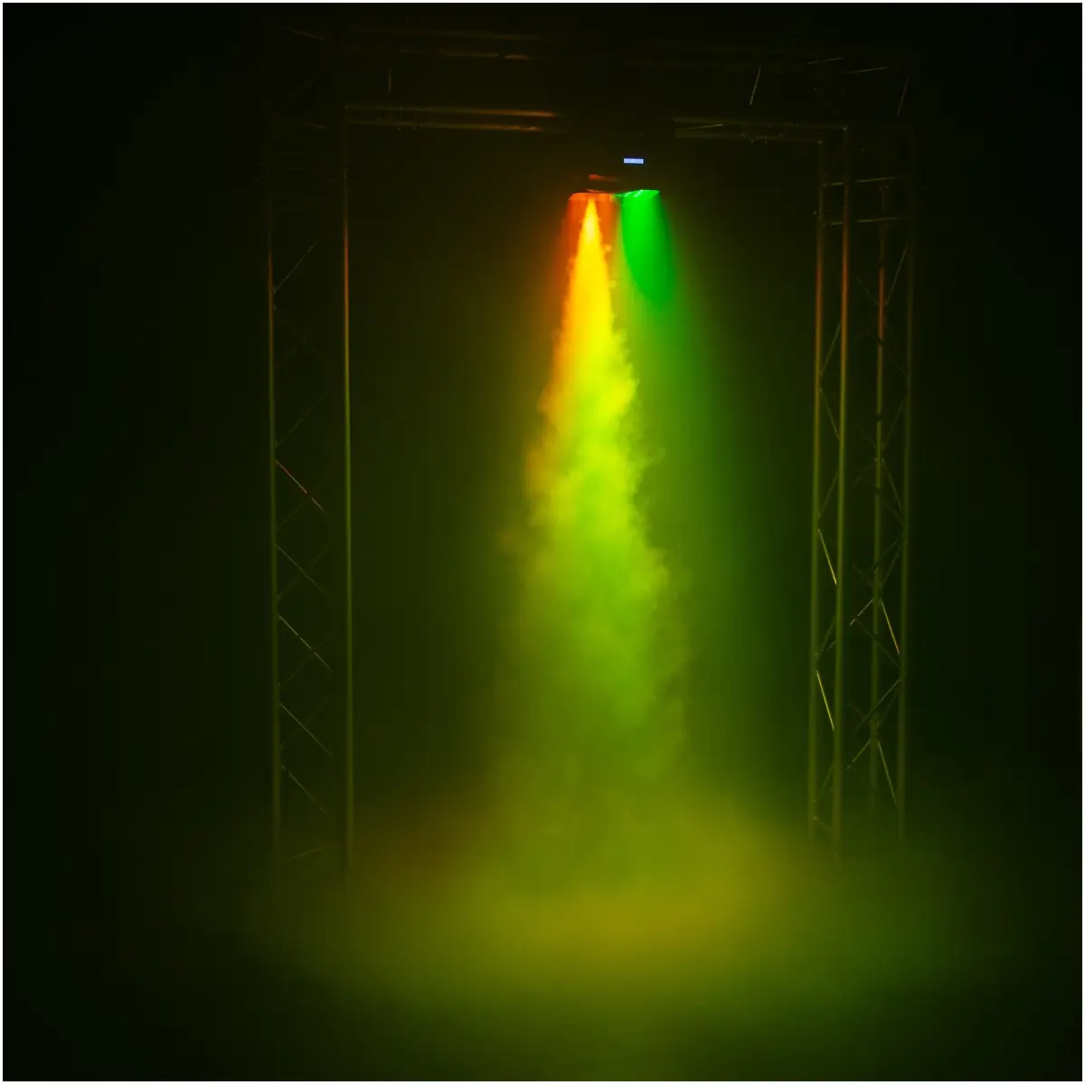 Beamz BLAZE3500 Vertical Fog Machine 3500W Rgba 48X 4W - Image 17