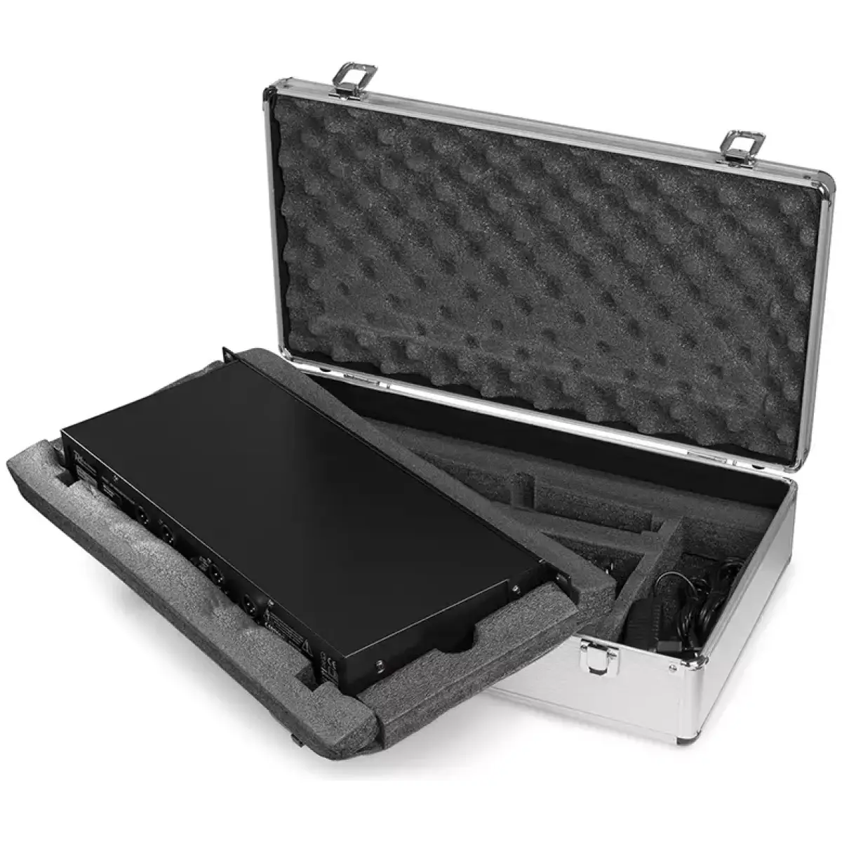 Power Dynamics PD504B Quad Lapel Microphone Uhf - Image 12