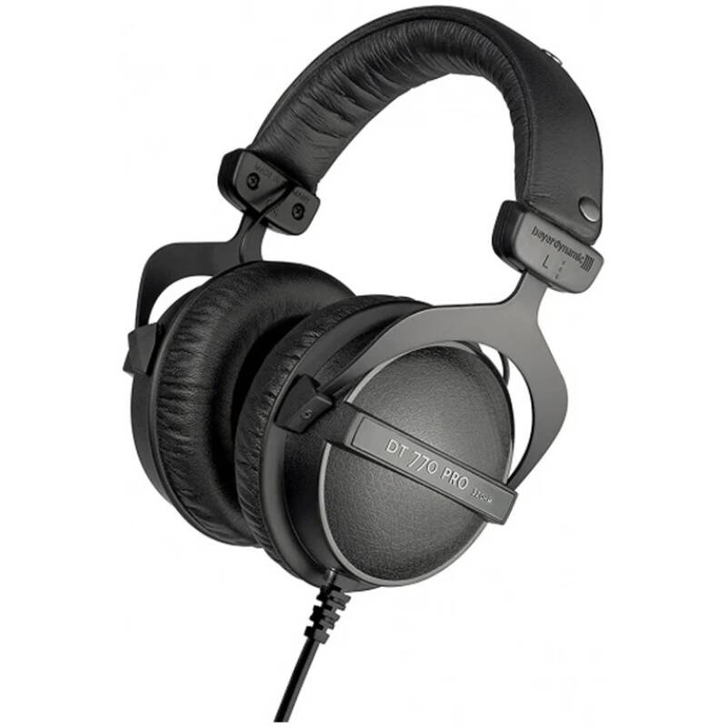 Beyerdynamic DT 770 PRO 32 Ohm – Closed-Back Studio Headphones