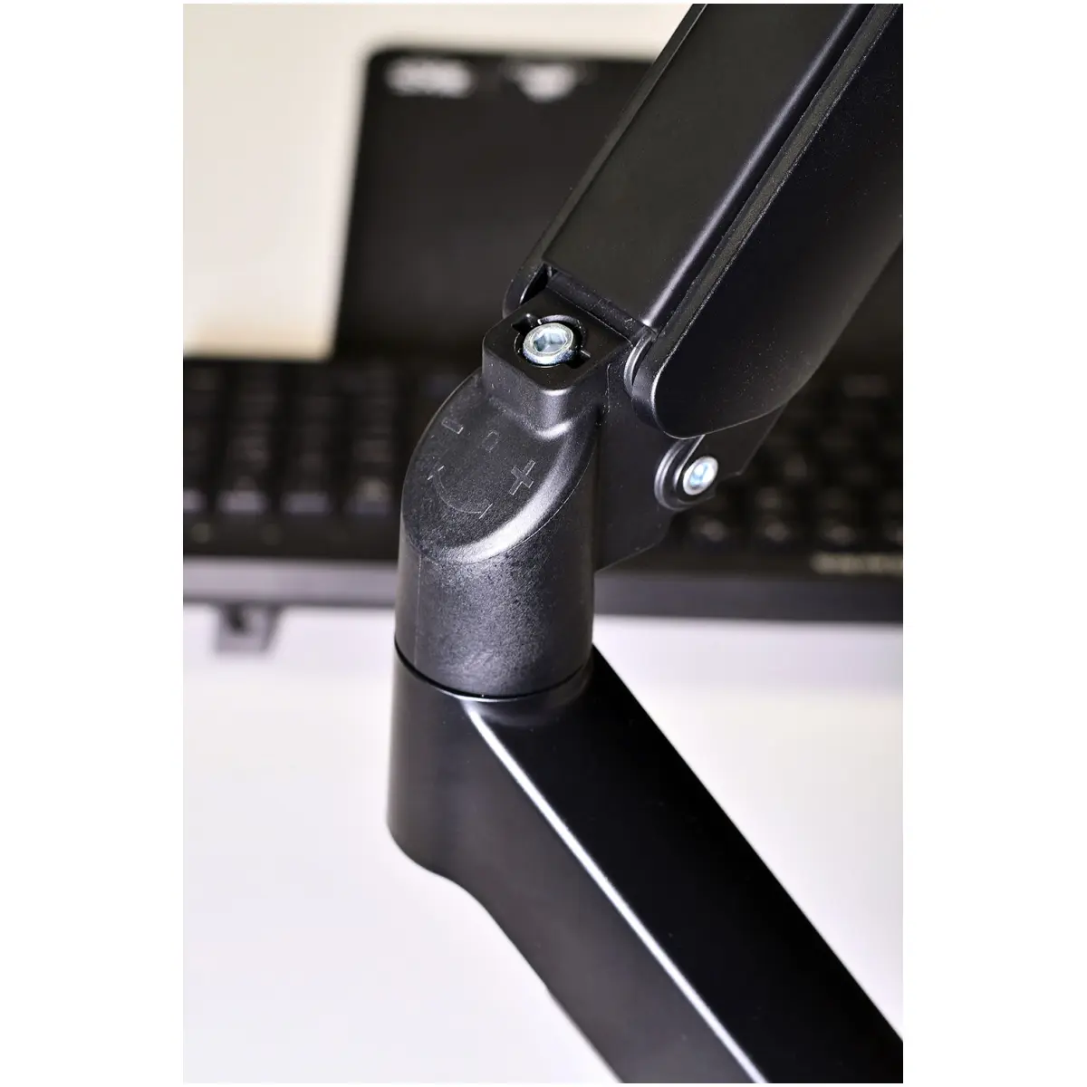 Avlink Tv Desk Mount Bracket Dual Gas Arm 17INCH - 32INCH - Image 6