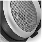Beyerdynamic DT 880 PRO 250 Ohm Headphones - Image 4