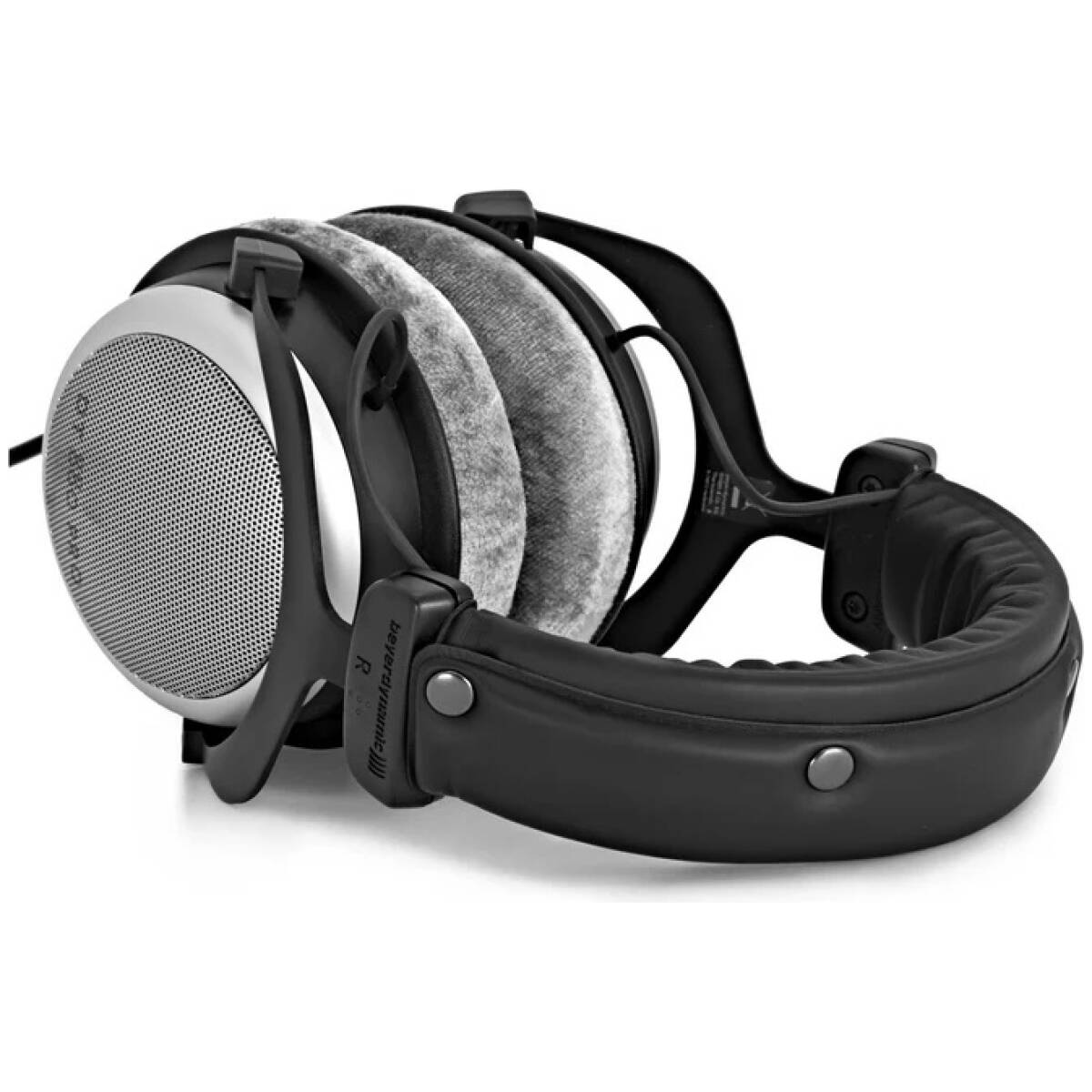 Beyerdynamic DT 880 PRO 250 Ohm Headphones - Image 2