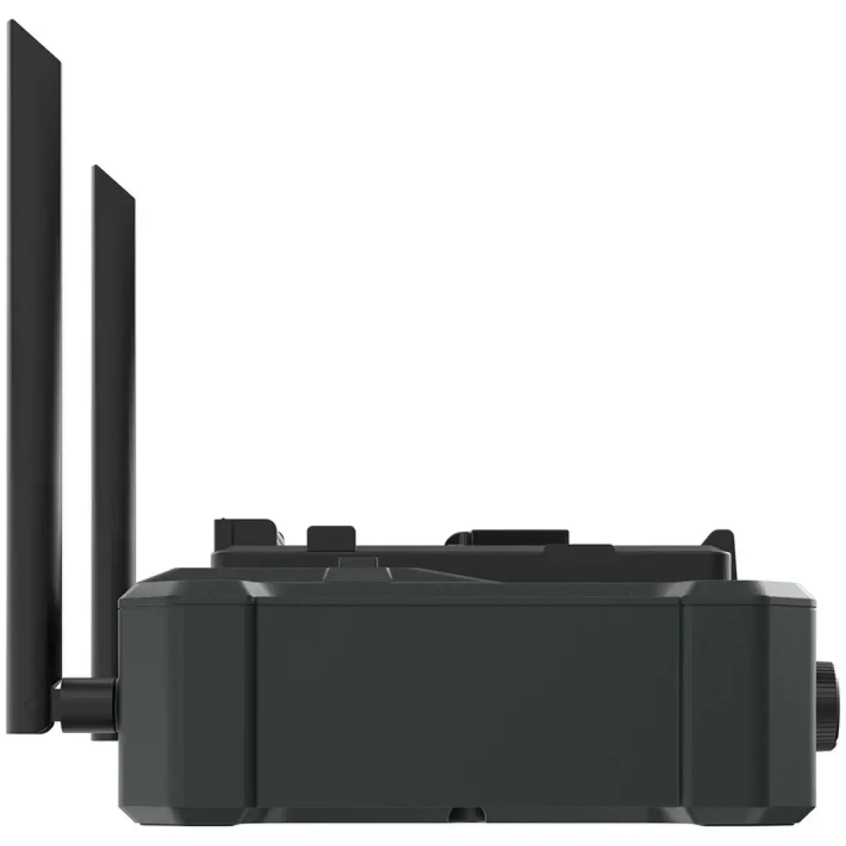 Hollyland Solidcom C1-8S Full-Duplex Wireless DECT Intercom System - Image 12