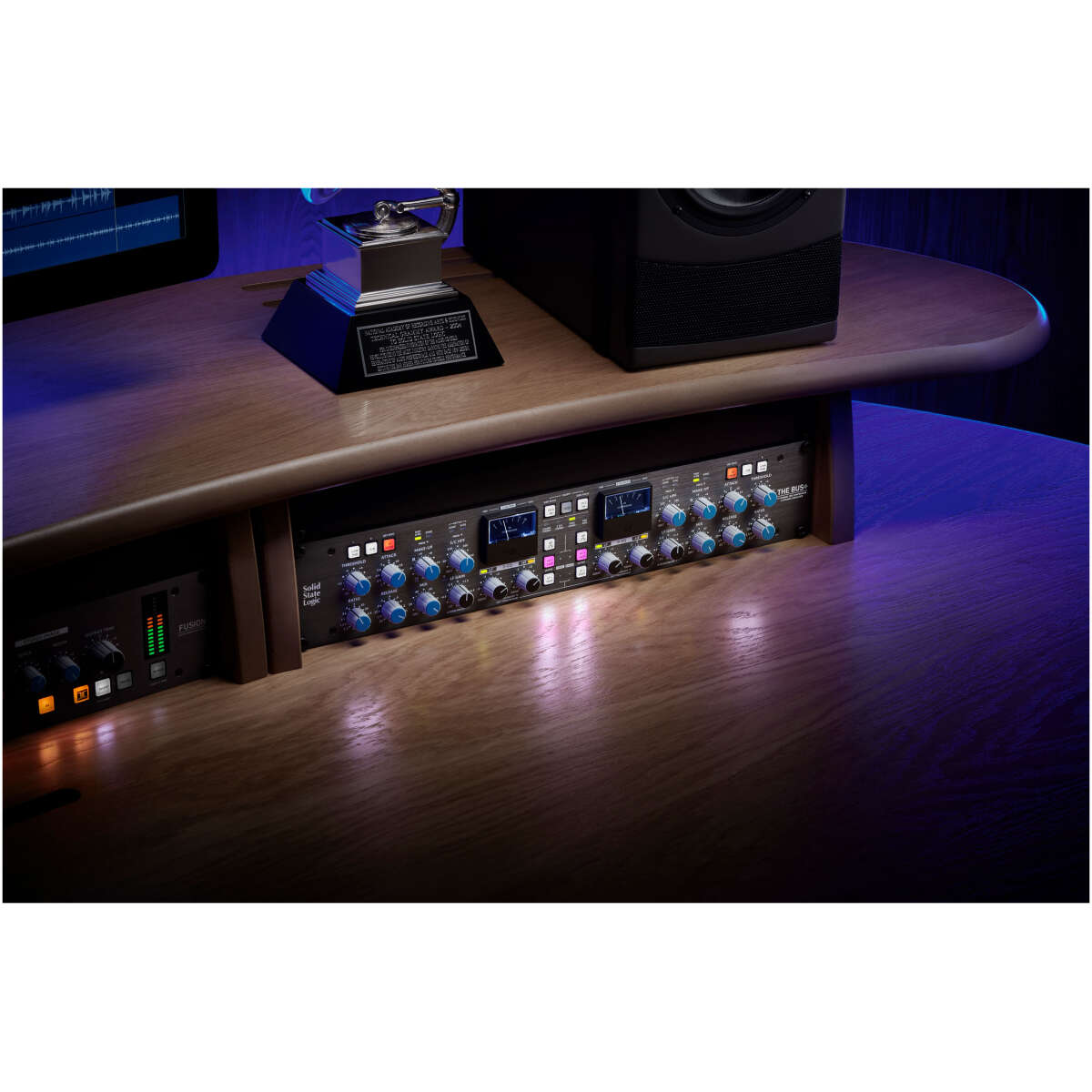 Solid State Logic THE BUS+ The Ultimate Bus Compressor - Image 2