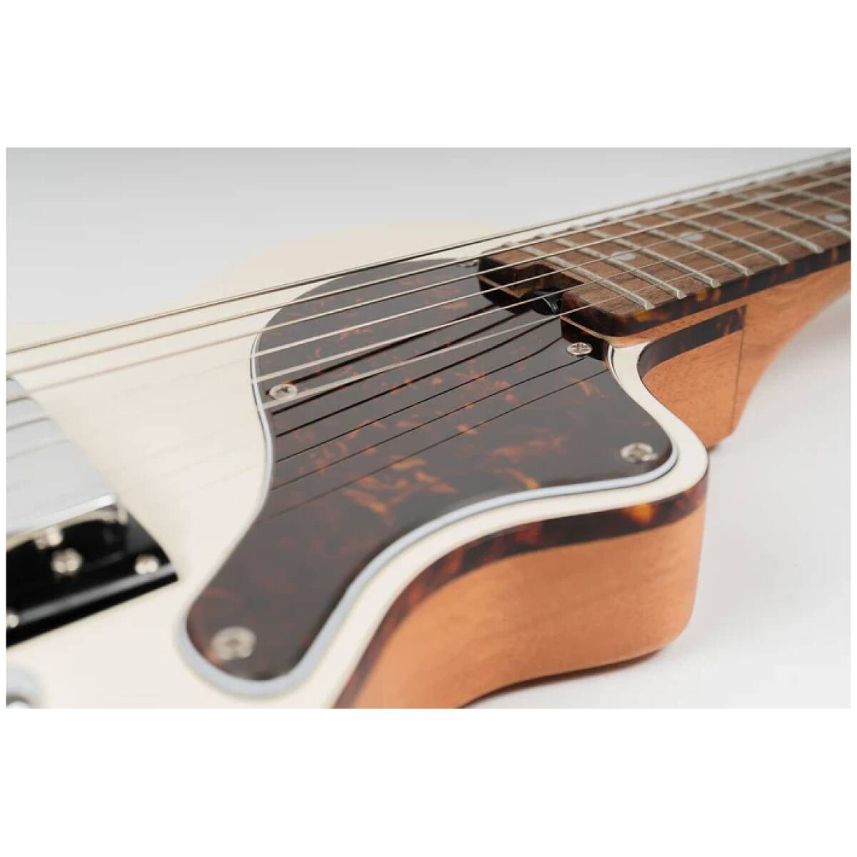 CARRY-ON-DLX-VW Mini Guitar Deluxe Pack Vintage White - Image 4