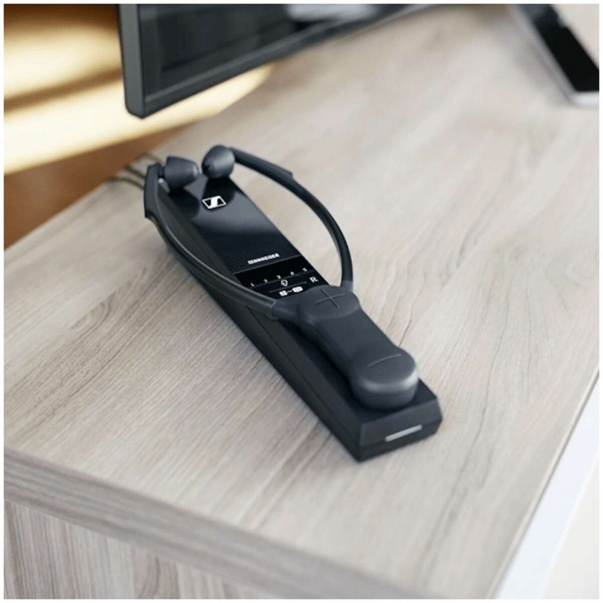 Sennheiser Set 860 Wireless Tv Listening Set, 1.5m Optical Digital Cable, 3.5mm Jack Plug - Image 4