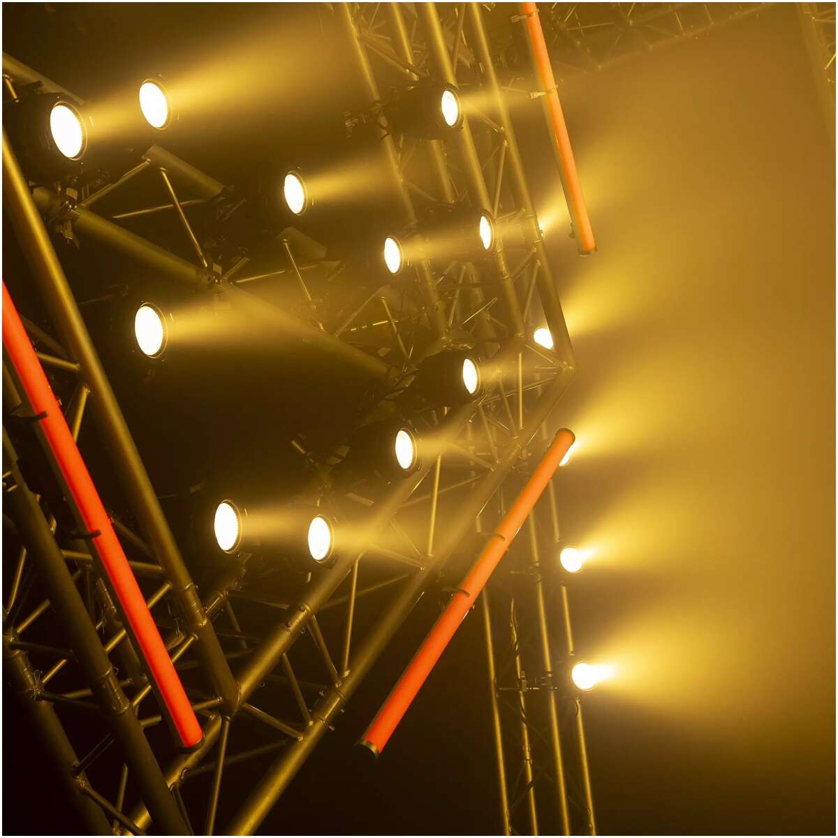 Beamzpro Neutron - Dot Tm Led Linkable Light 1X 60W Ww+amber+rgb IP65 - Image 14